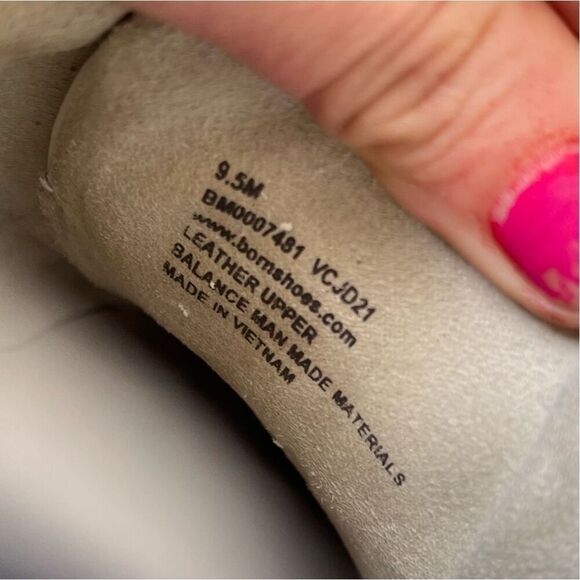 Born White Leather Lace Up Sneakers Size 9.5M Casual Comfort Shoes - Picture 4 of 10